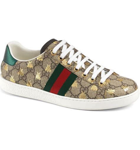 gucci shoes with bees on them|Gucci flats with bee.